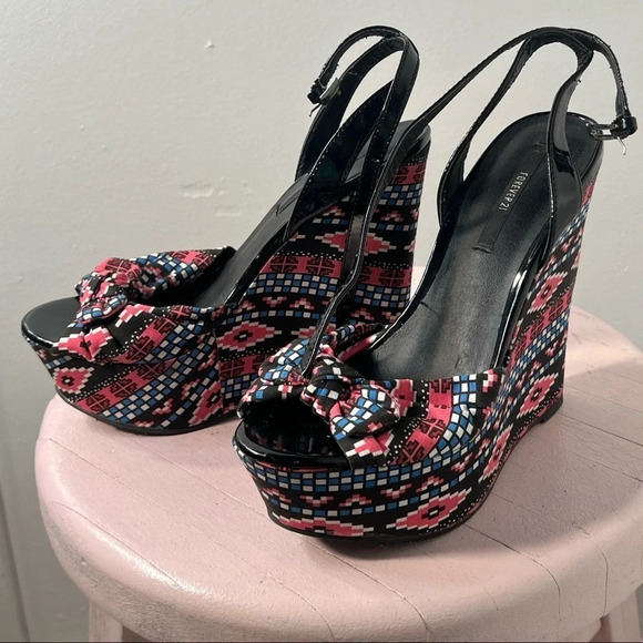 Forever 21,  6” wedge multi color block print  shoes 7 w/ankle strap tie - Picture 1 of 11